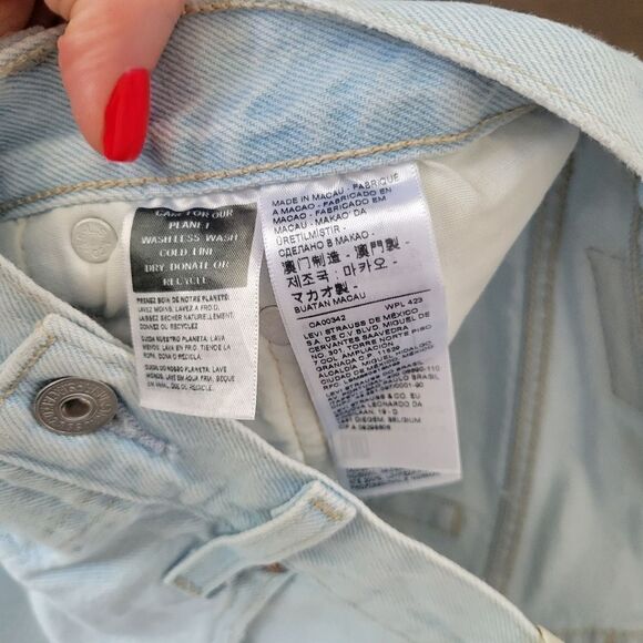 Levi's 501 Denim Shorts High Rise Button Fly Luxor 32 NEW - Picture 7 of 9